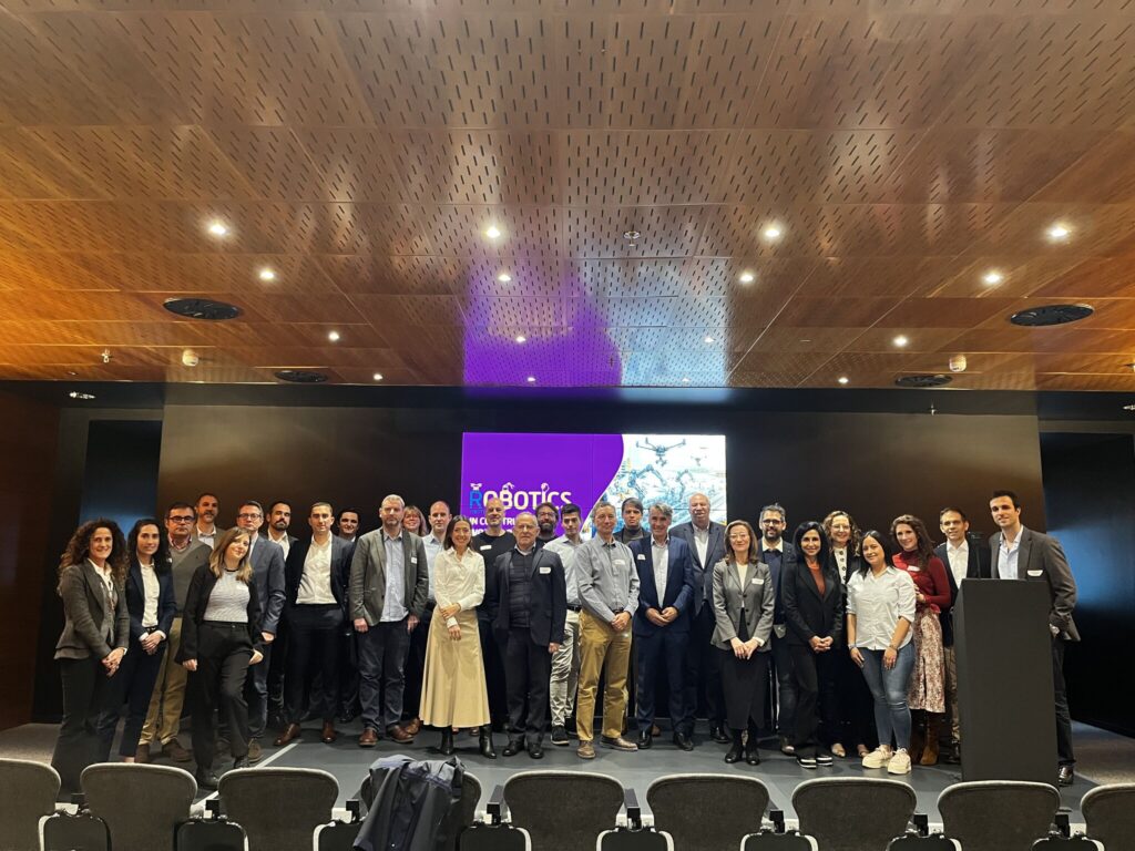 group picture at ferrovial construction headquarters